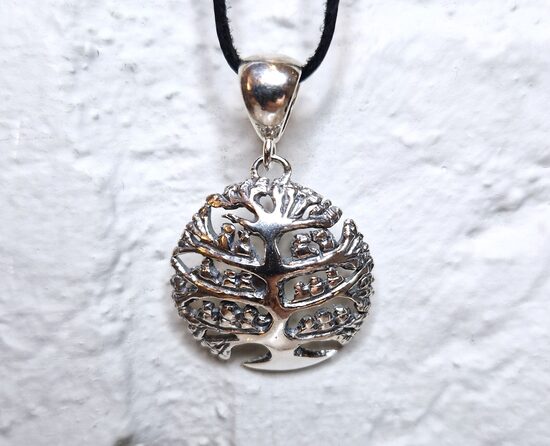 Sudraba kulons "Senču koks" (izliekts)