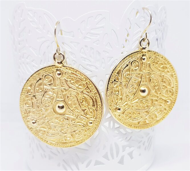 Apzeltīti sudraba auskari "Vikingu vairogs"