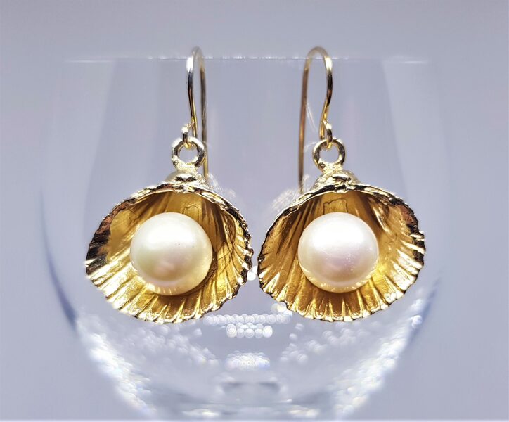 Apzeltīti auskari "Melnsila gliemežvāki" (lieli)