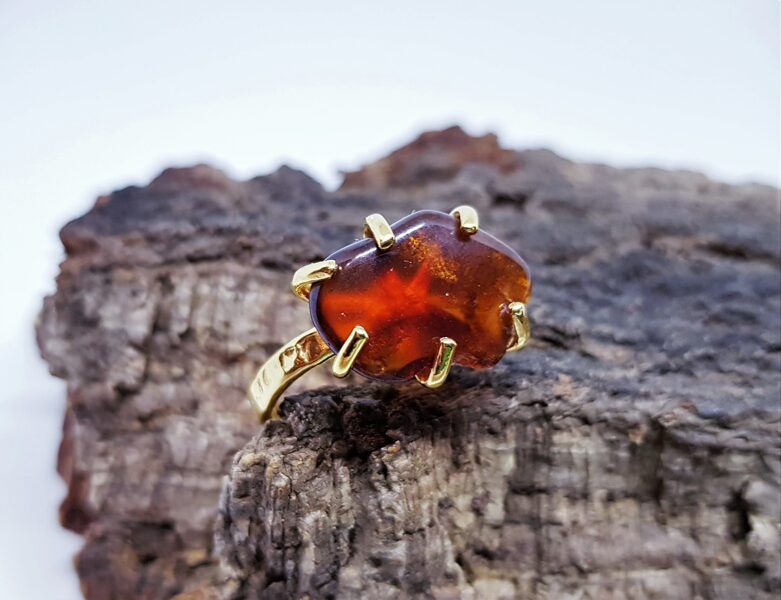 Gold Plated Ring With Garnet "Out Of The Ordinary"