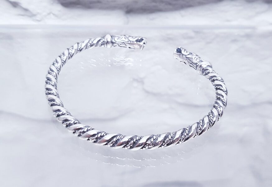 Silver Bracelet With Dragon Heads
