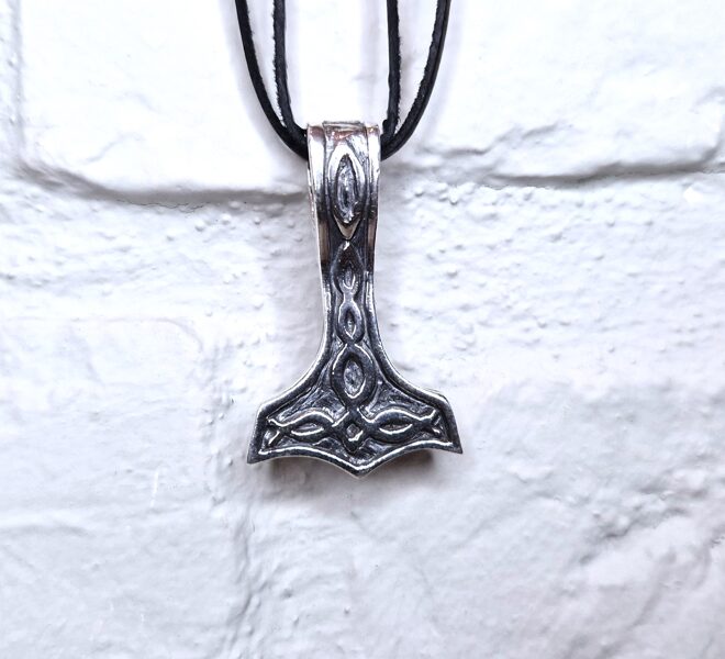 Vikingu sudraba kulons "Tora āmurs" (pagarināts)