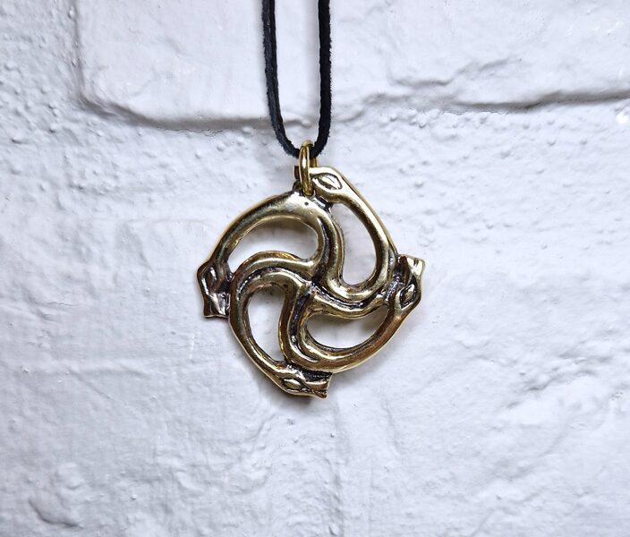 Bronzas kulons "Zalktis" (liels)