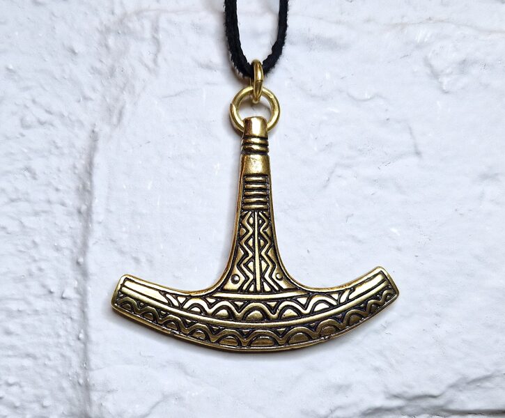 Bronzas kulons "Tora āmurs" (vienpusējs ornaments)