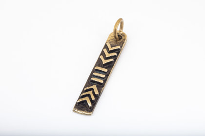 Bronzas kulons "Laimas slotiņa" (plakans)