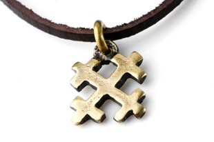 Bronzas kulons "Māras krusts" (mazs)